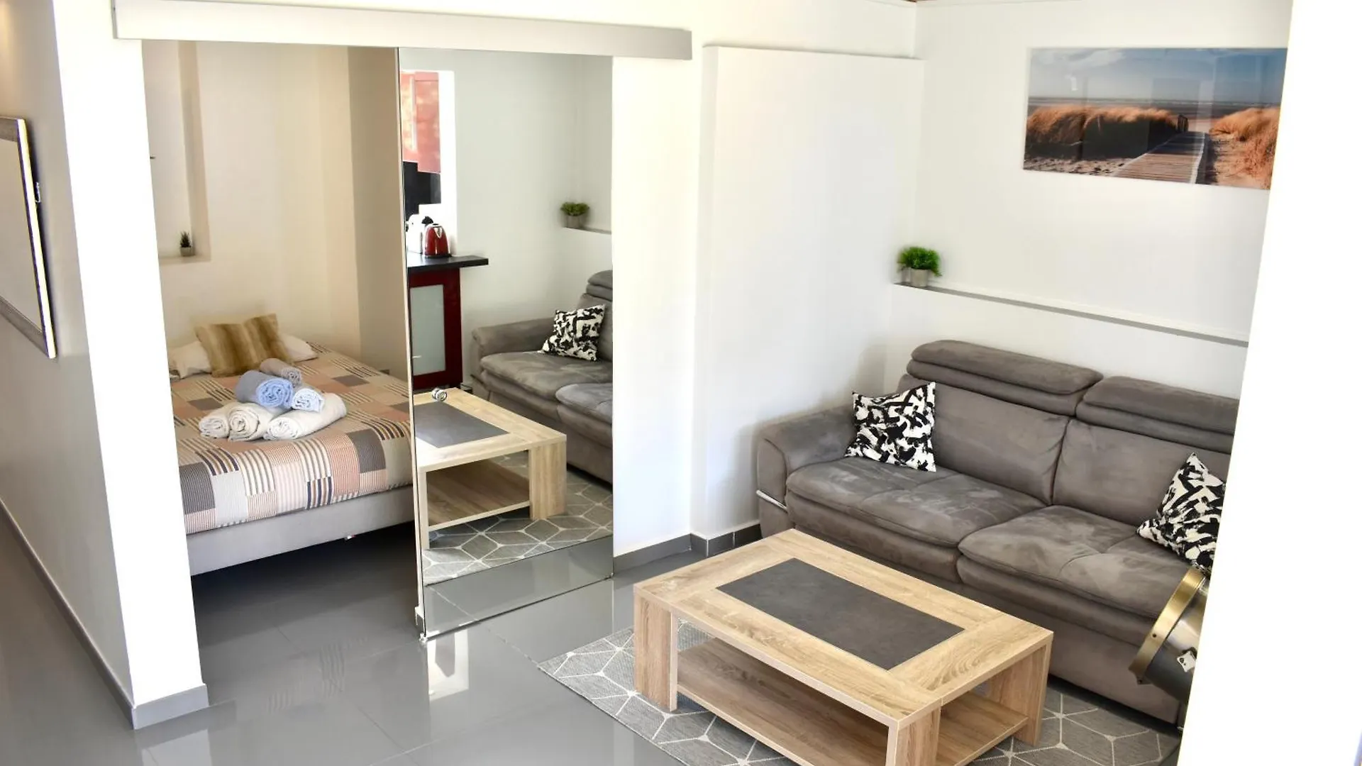 קאן Magnifique Appartement 2 Pieces Au Calme דירה