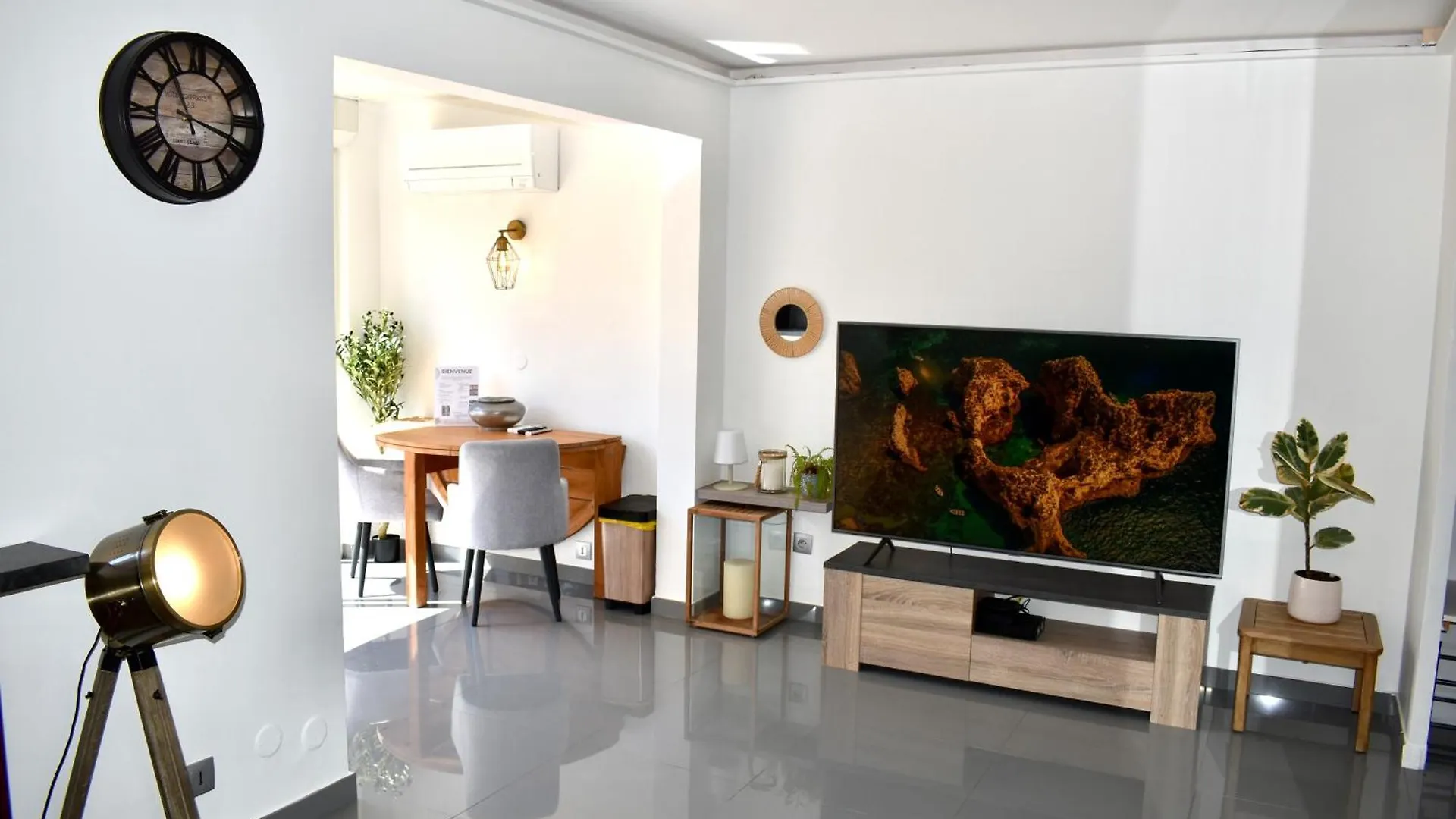 קאן Magnifique Appartement 2 Pieces Au Calme